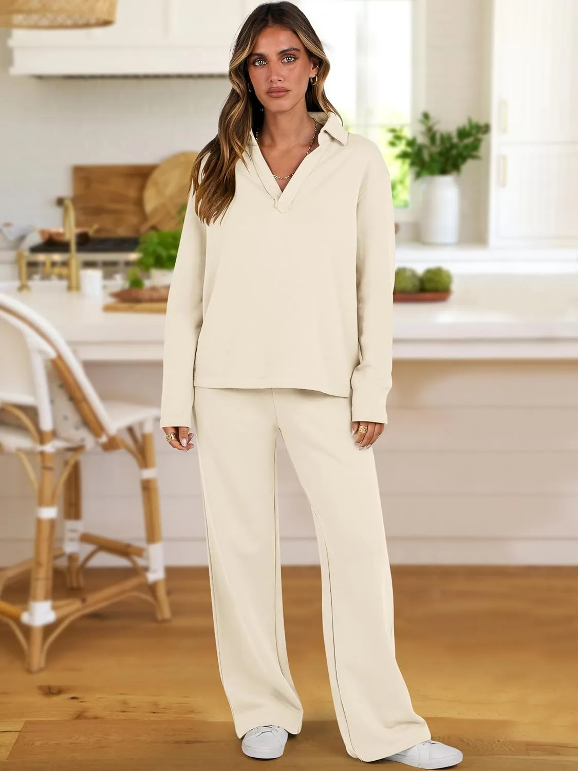 ANRABESS Lounge Sets for Women 2 Piece Outfits Sweatsuit Set Fall V Neck Sweatshirts Wide Leg Pants Tracksuits
