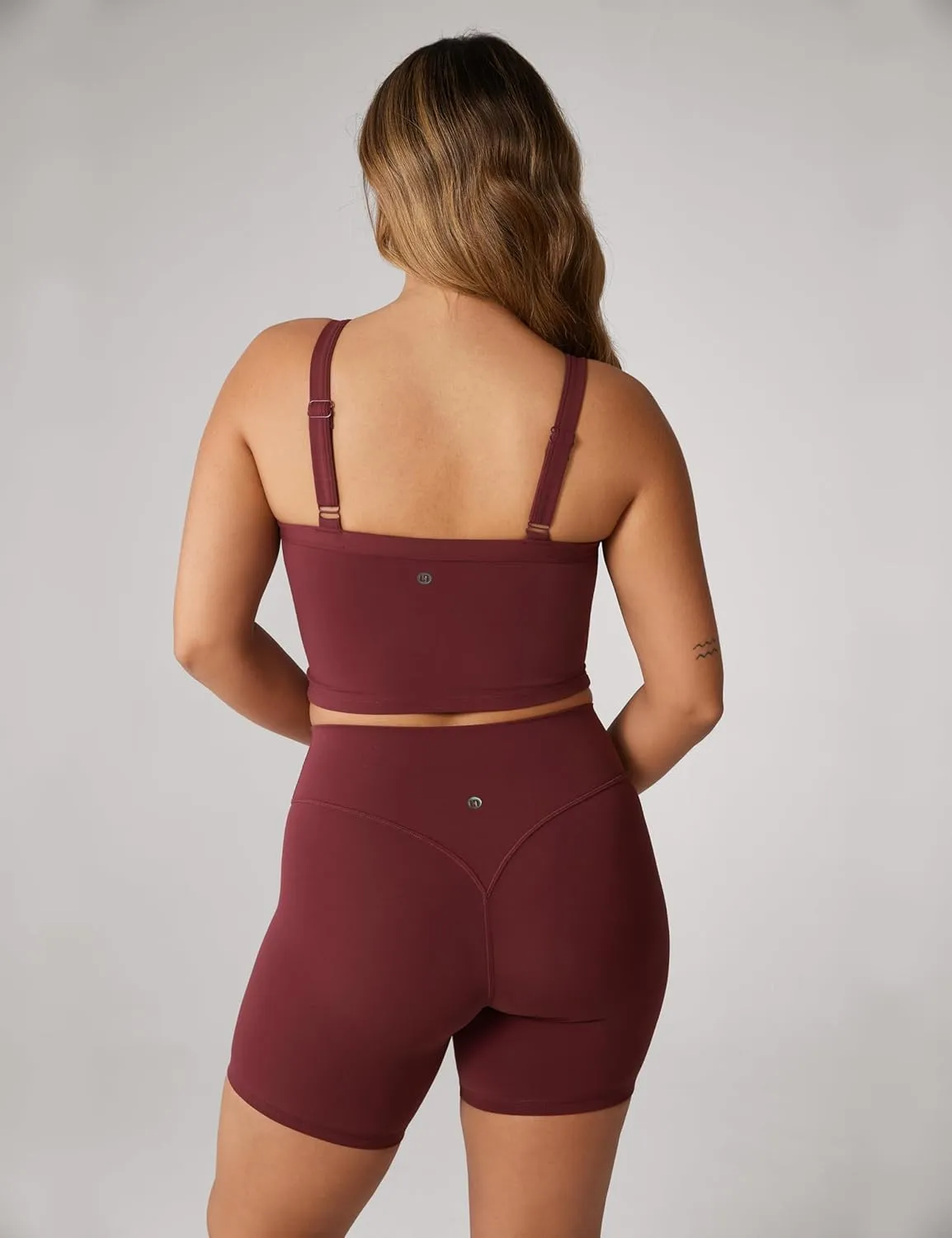 Hugcurve Adjustable Longline Sports Bra Square Neck Workout Tank Crop Tops for Women with Built in Bra Padded Camisole