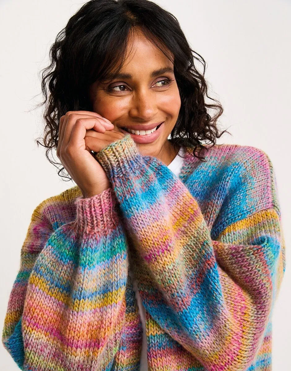 Sirdar HEALING CRYSTAL CARDIGAN KNITTING PATTERN IN JEWELSPUN WITH WOOL CHUNKY 10801