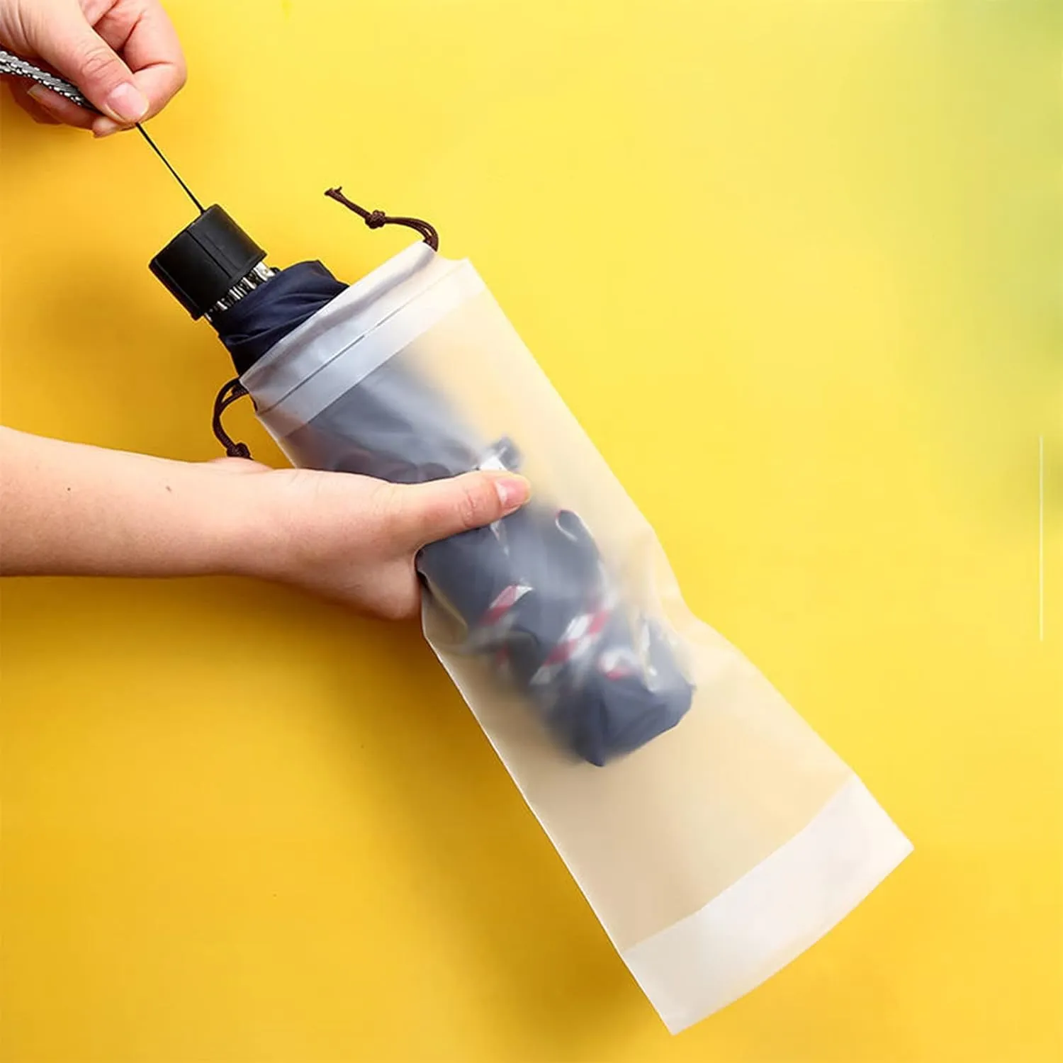 Universal Fit Umbrella Rain Bags,1 Pcs Covers for Wet Umbrellas,Portable Clear Plastic Sleeves Keep Floors Dry Good Refill for Any Bag Stand Or Holder,13 * 36.5Cm