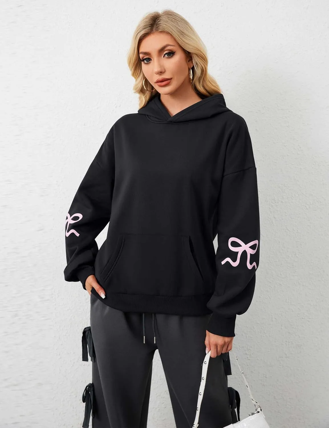 Women Cute Bow Hoodie Graphic Print Oversized Hooded Sweatshirts Long Sleeve Fleece Pullover Hoodie Tops with Pocket