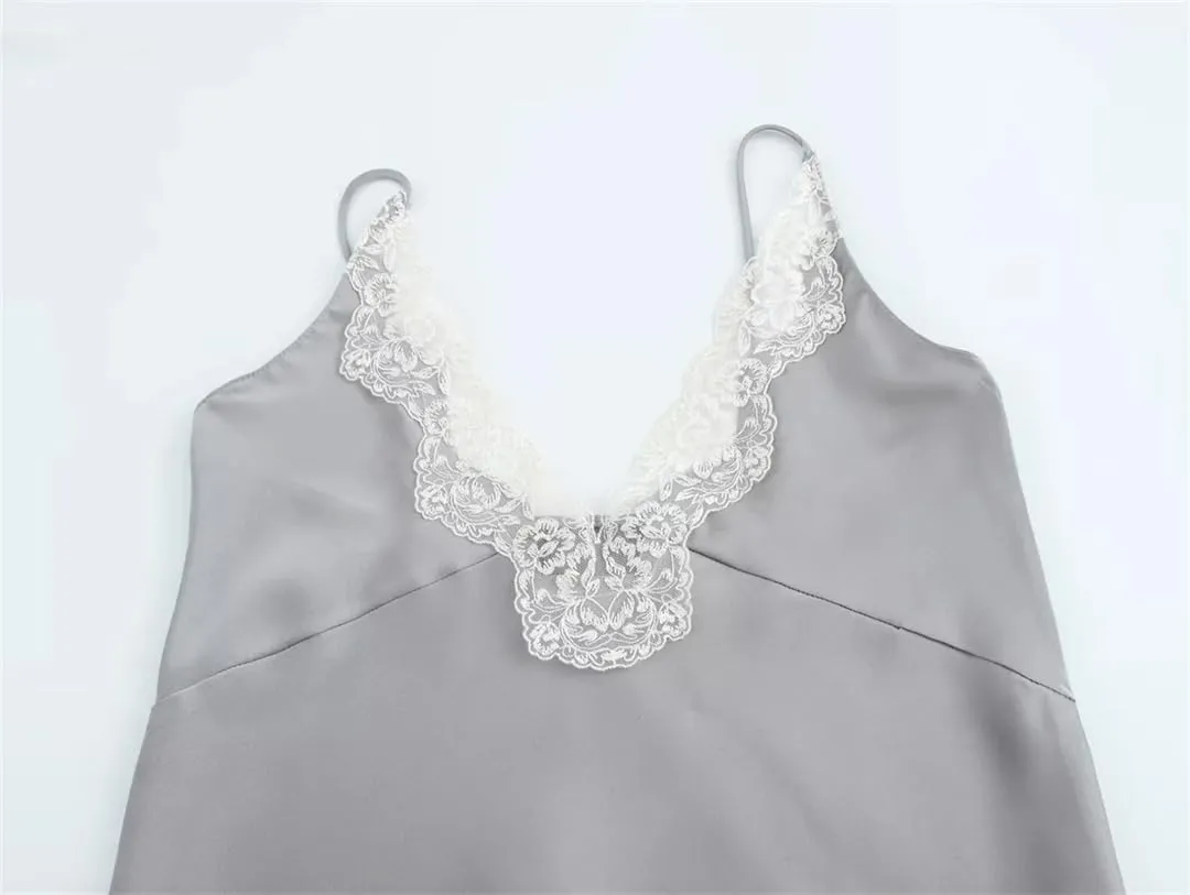 Women Lace Patchwork Base V-Neck Vest Shoulder Strap Adjustable Camisole